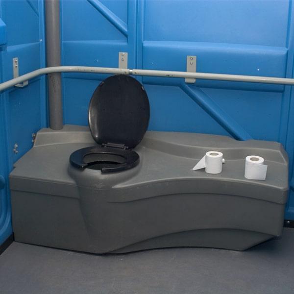 the maximum occupancy for an ada/handicap portable toilet unit is typically one person at a time